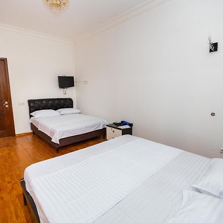 Yan Hotel エレバン エクステリア 写真